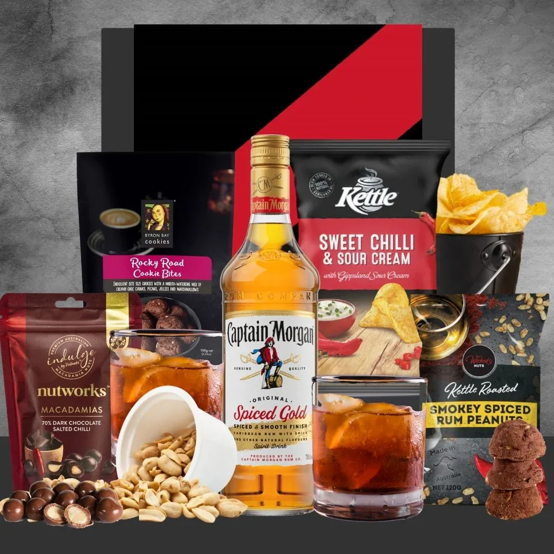 AFL Alcohol and Snack Hamper - Image 10