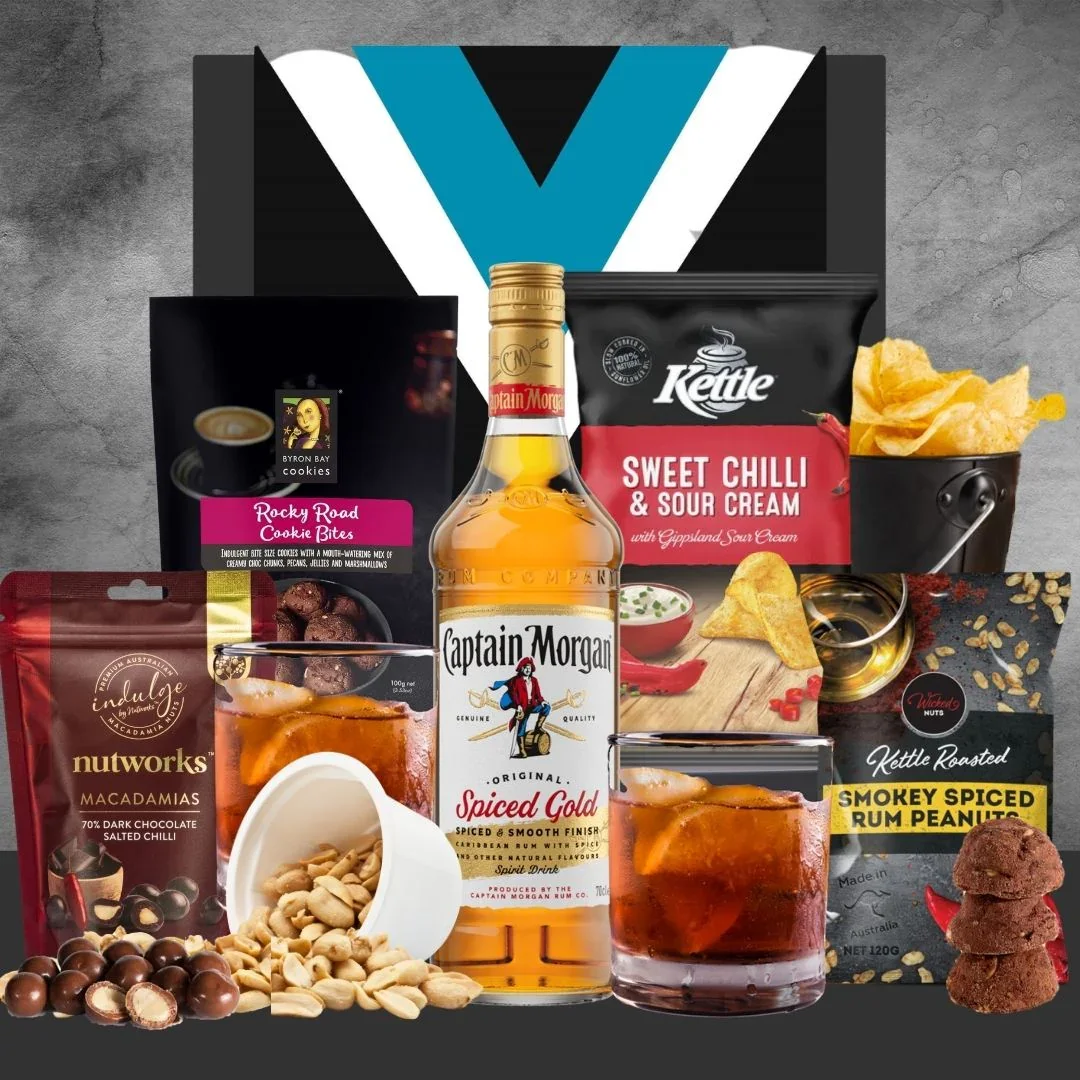 AFL Alcohol and Snack Hamper - Image 4