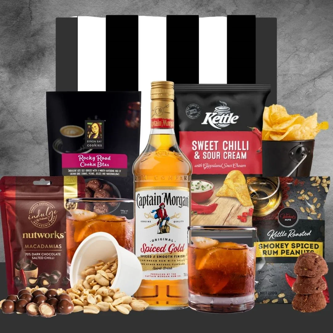 AFL Alcohol and Snack Hamper - Image 5