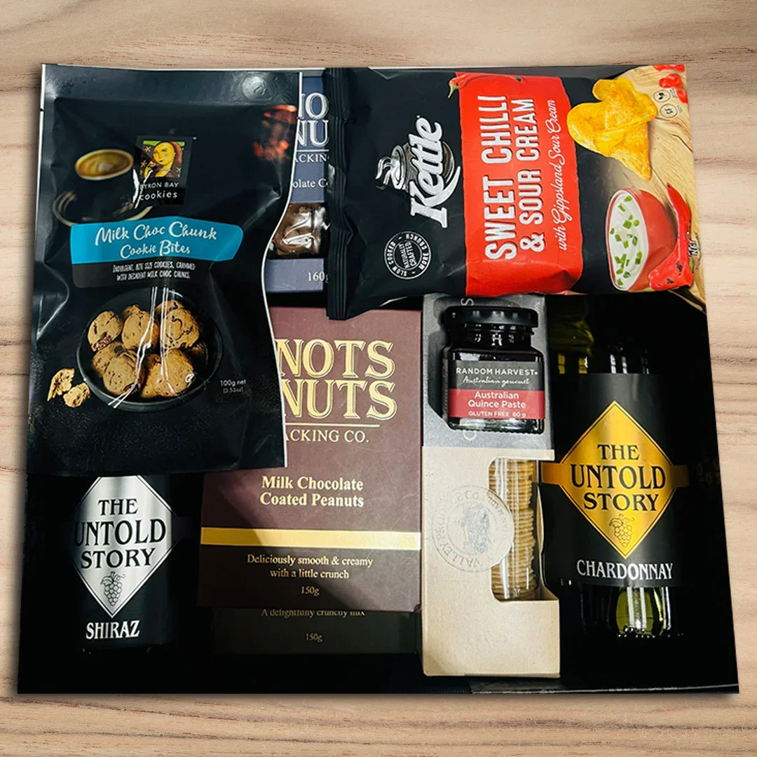 Gourmet Red & White Wine Hamper - Image 3