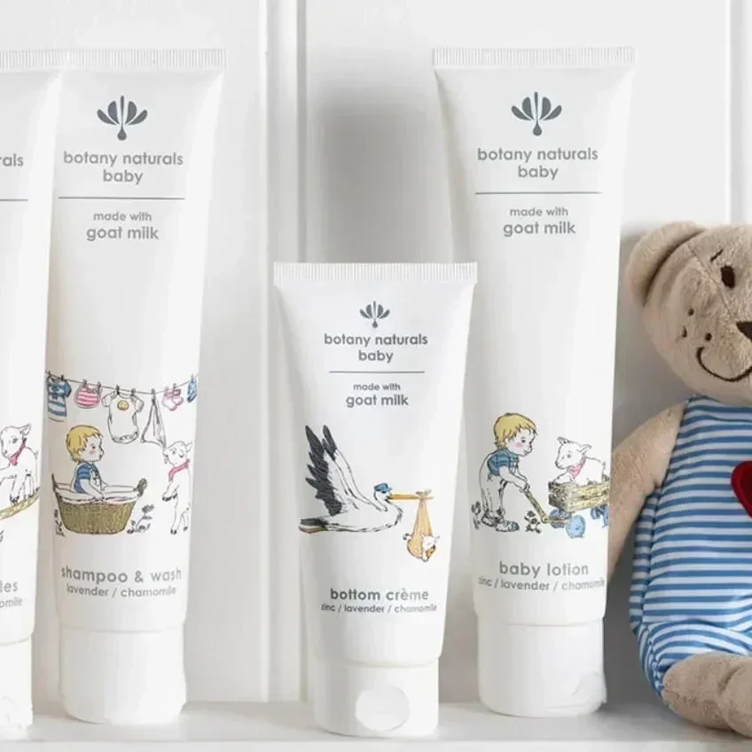 Baby Girl Bathtime & Snuggles Hamper - Image 5
