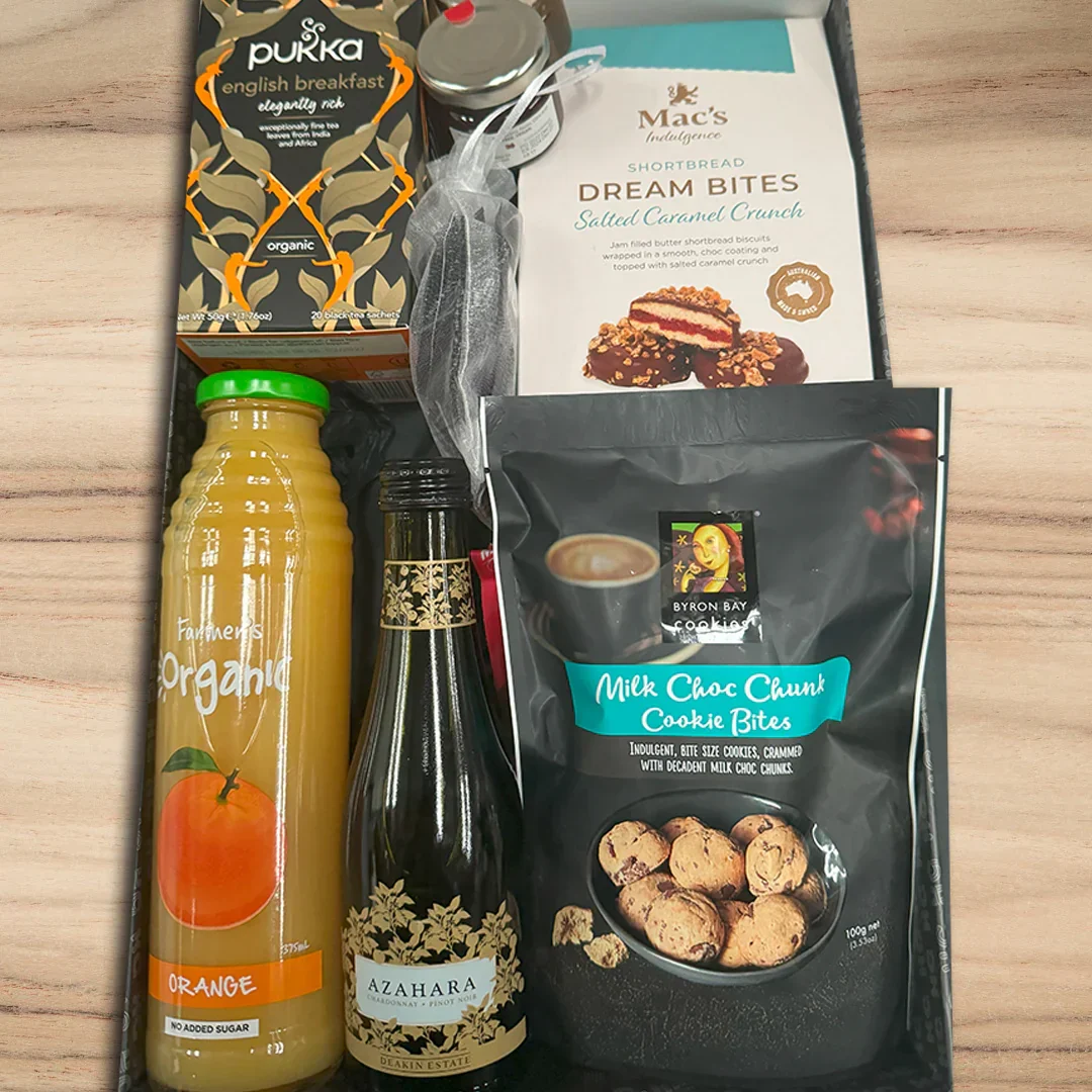 Breakfast in Bed Hamper - Image 3