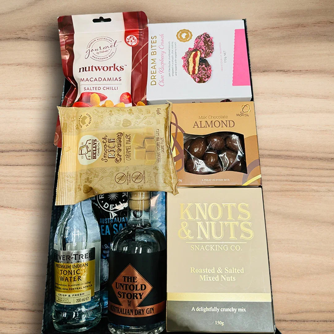 Tastebuds Christmas Gin & Tonic Hamper - Image 2