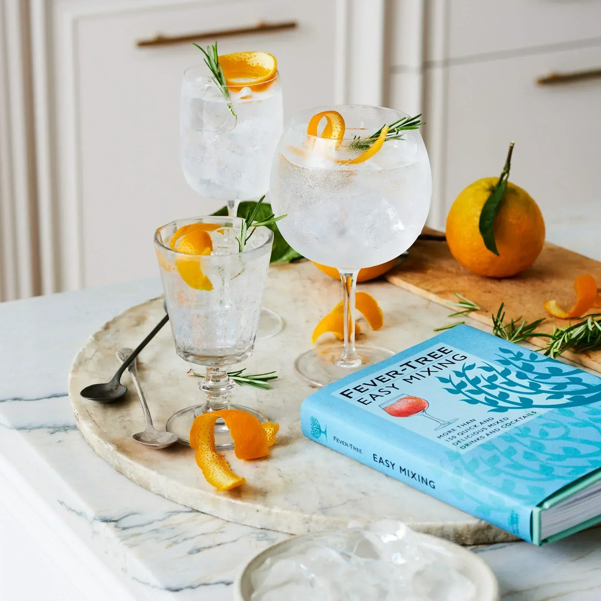 Christmas Gin & Untold Treats Box - Image 3