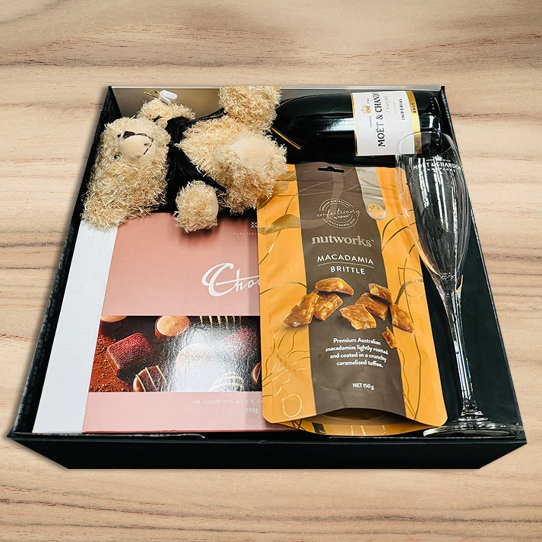 Champagne Graduation Presents for Her - Image 3