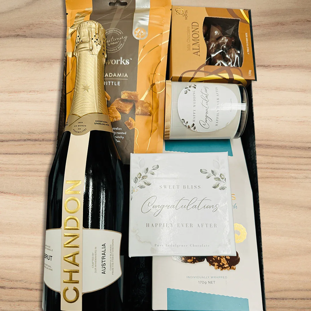 Chandon Wedding Hamper - Image 3