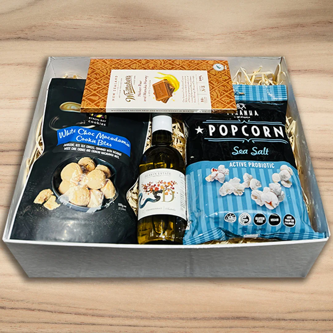 Chardonnay Christmas Hamper For Her - Image 2