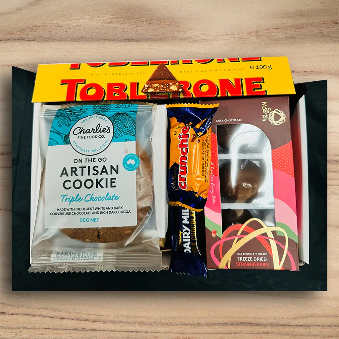 Chocolate Bliss Hamper - Image 4