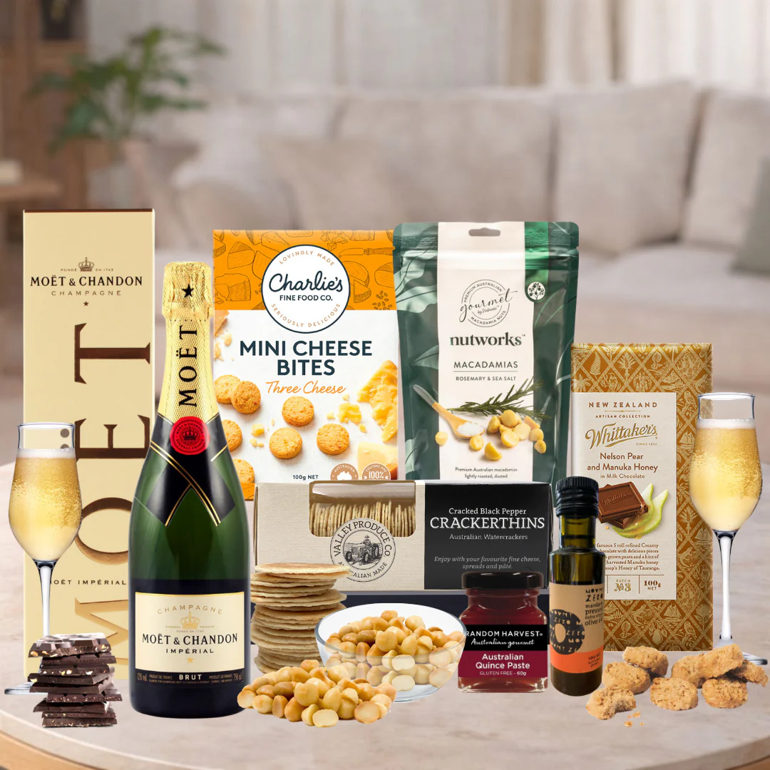 Christmas Hamper With Moet Champagne