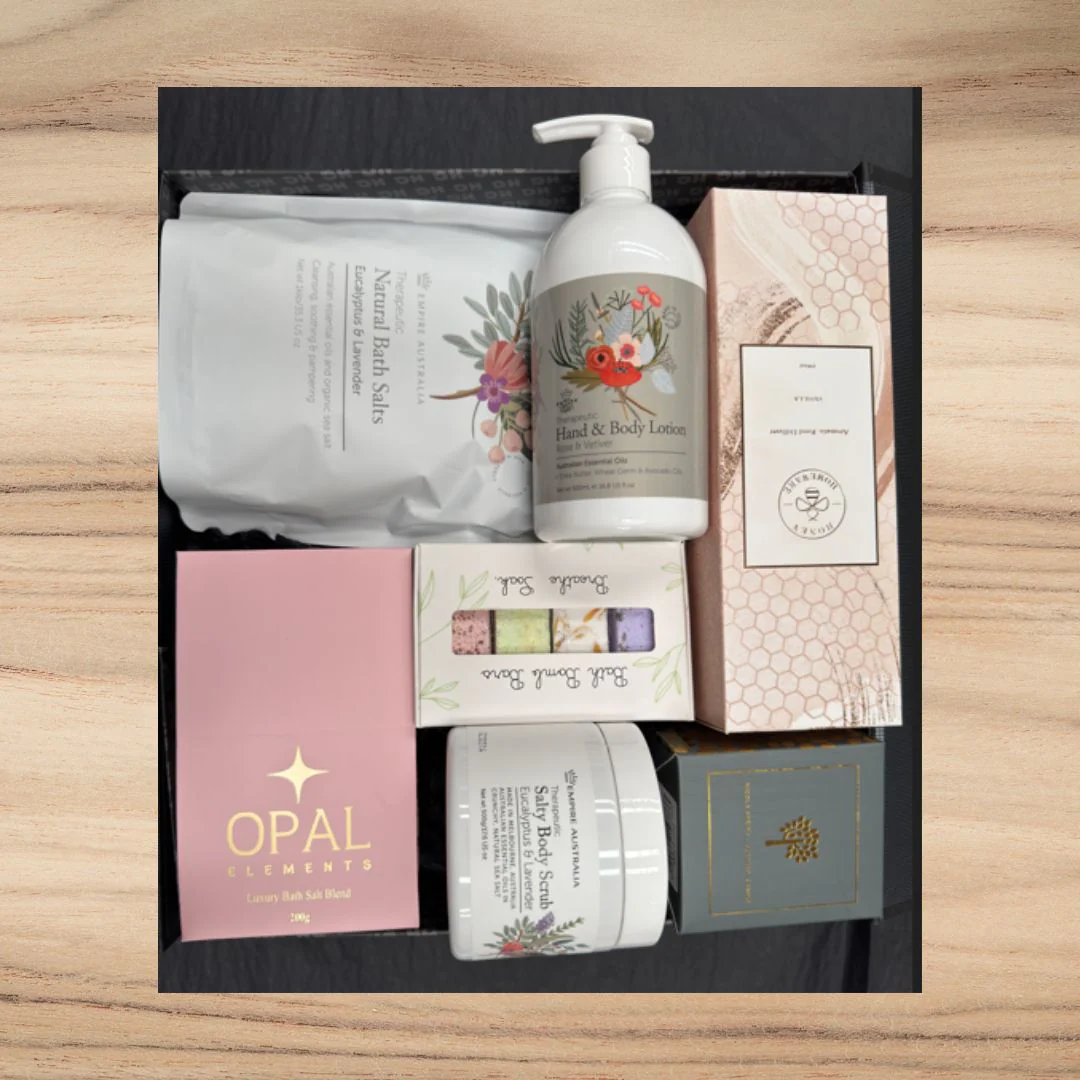 Christmas Rejuvenate & Relax Spa Hamper - Image 2