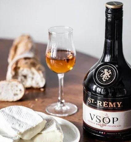 Cognac Hamper For Dad - Image 3