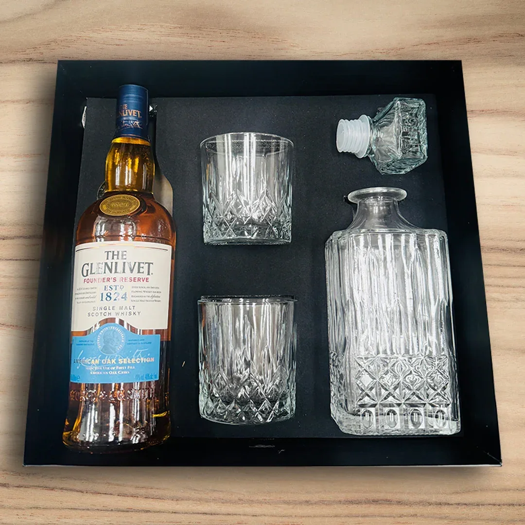 Dad’s Glenlivet Decanter Hamper - Image 2