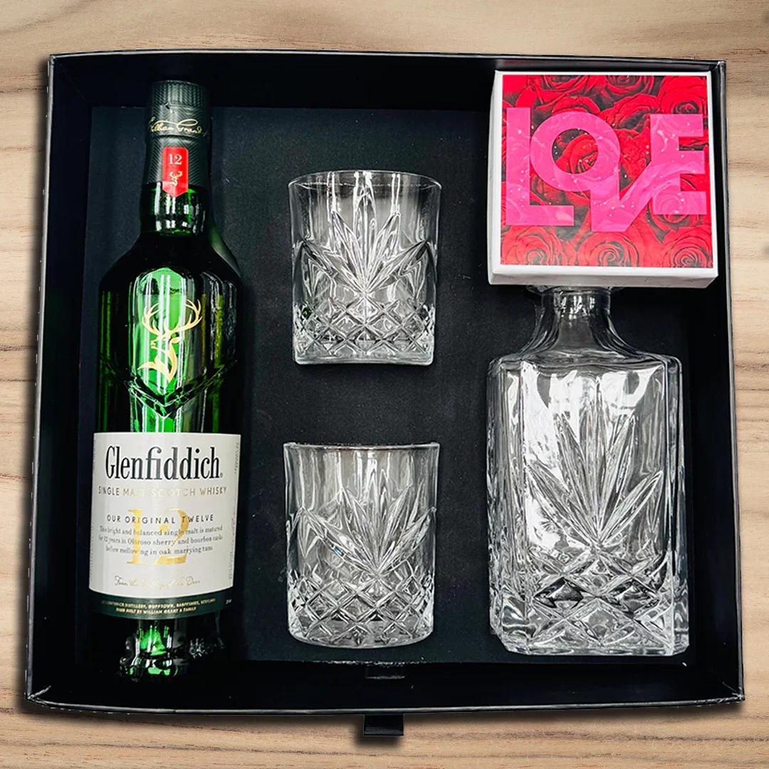 Glenfiddich Whisky Decanter Valentines Hamper - Image 3