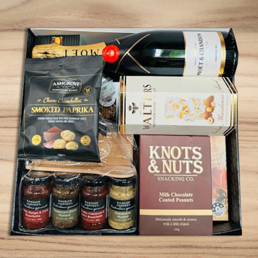 Gourmet Moet New Year Gift Hamper - Image 3