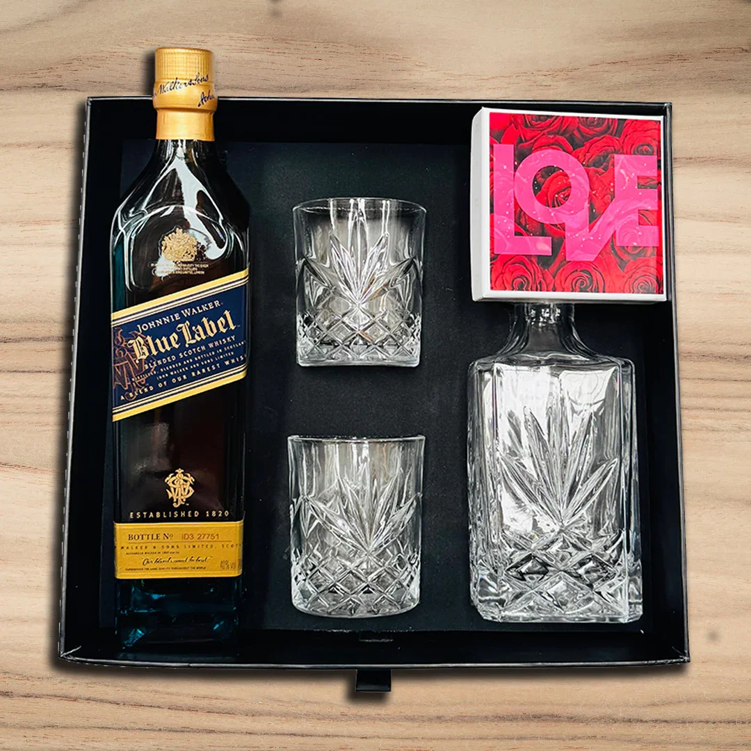 Johnnie Walker Blue Deluxe Valentines Hamper - Image 3