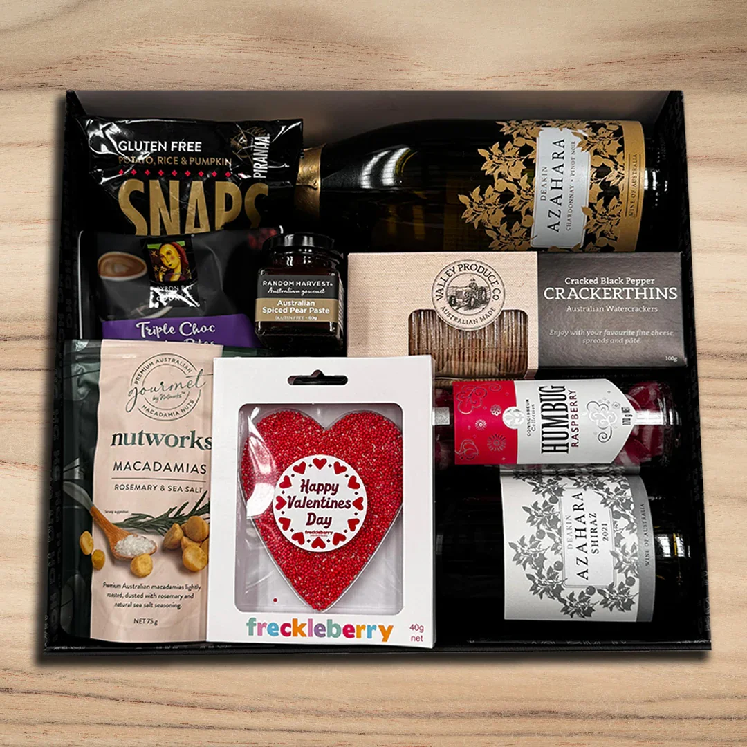Lovers Two Wine Combo Hamper - Image 4