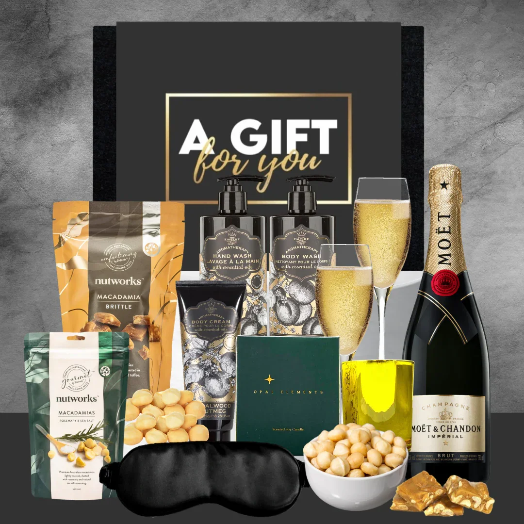 Moet Pamper Hamper for Her - Image 2