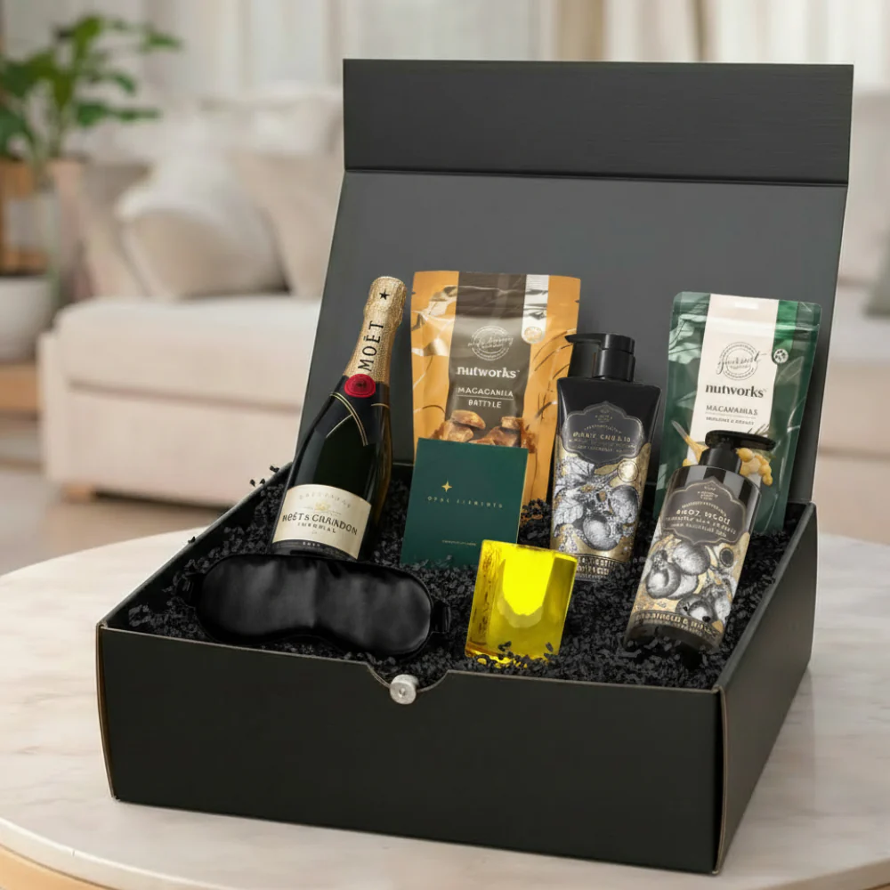 Moet Pamper Hamper for Her - Image 6