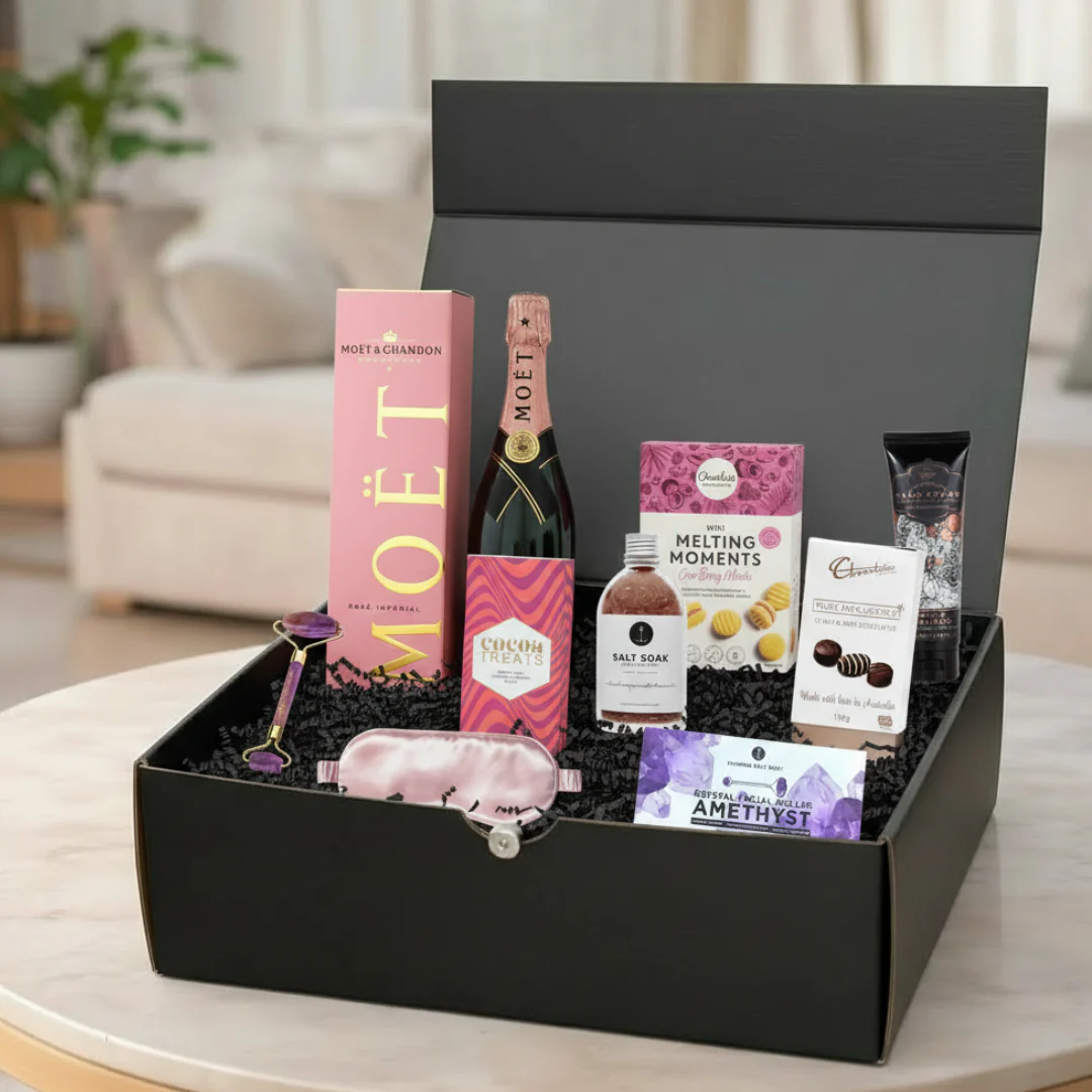 Moet Rose Luxury Hamper for Mum - Image 3