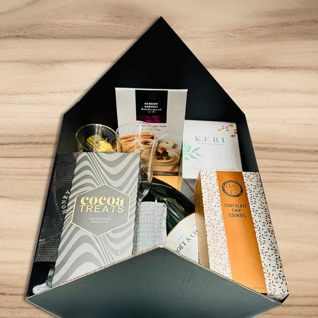 Moët Settlement  Hamper - Image 2