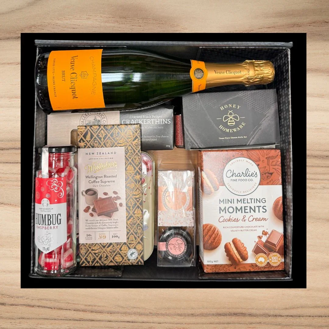 Mother's Day French Champagne Hamper - Image 4