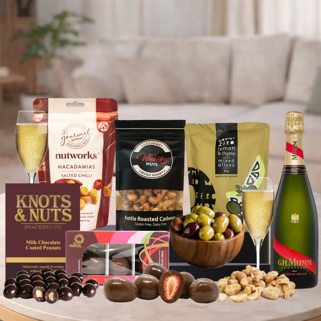 Mumm Champagne Gourmet Hamper