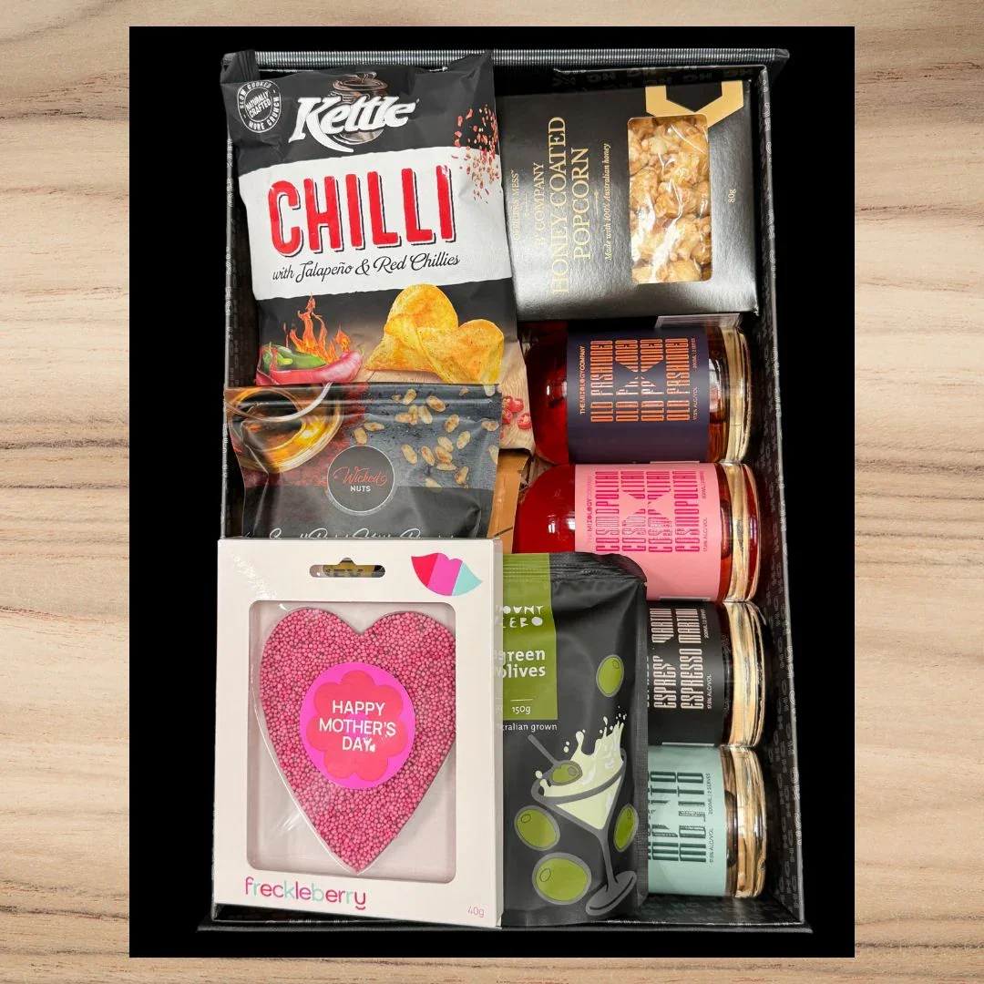 Mum's Famous Four Cocktail Hamper - Image 4