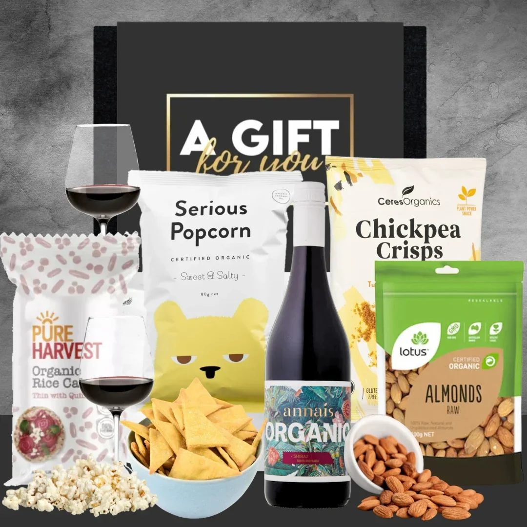 Organic Shiraz Wine Hamper with Annais - Image 2