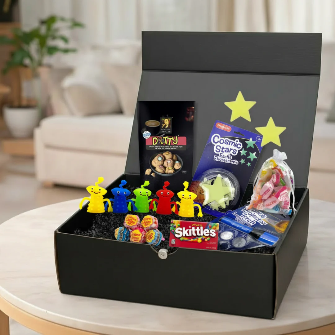 Outer Spaceman Hamper - Image 3