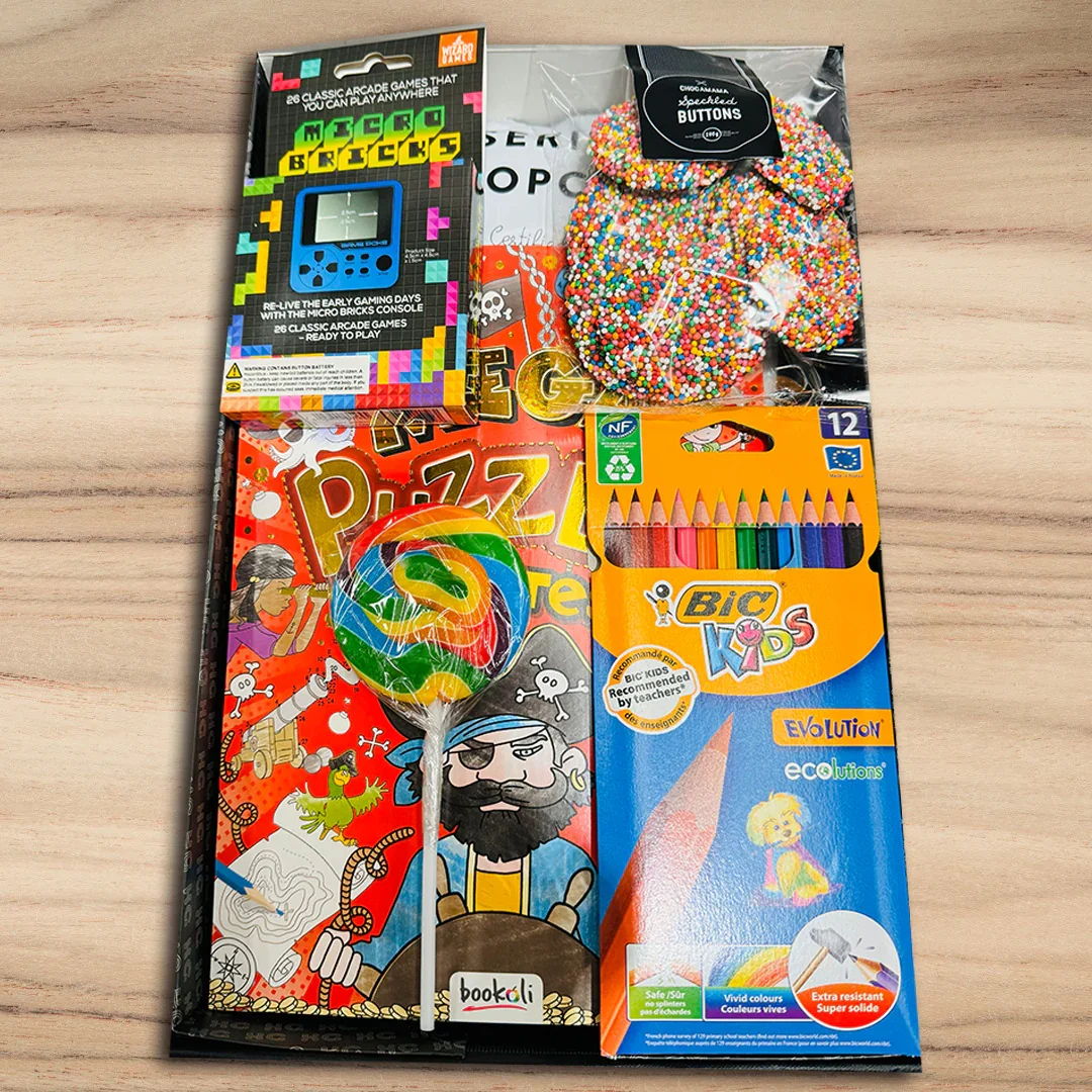 Popcorn Puzzle Pirates Hamper - Image 4
