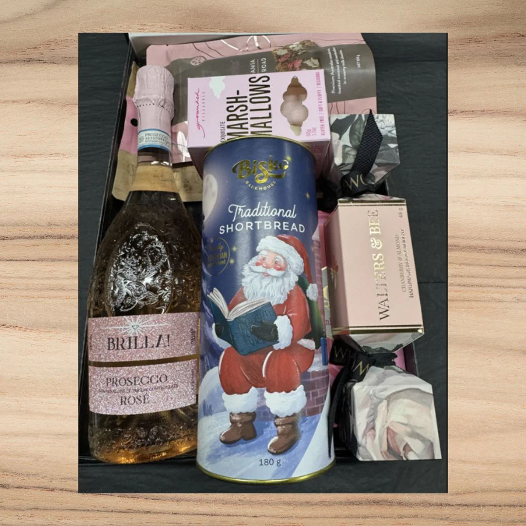 Prosecco Rose Christmas Hamper For Her - Image 3